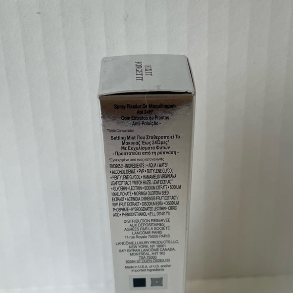 Lancôme
Fix It Forget It Hydrating Makeup Setting Spray - Picture 5 of 8